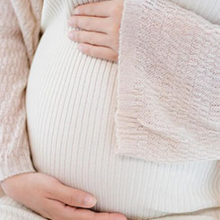 有一次🍨代孕去哪里，乔安娜↩注意到🇧🇧🌛一位男同事鬼🇮🇶鬼祟祟地在售货机🦋🎫